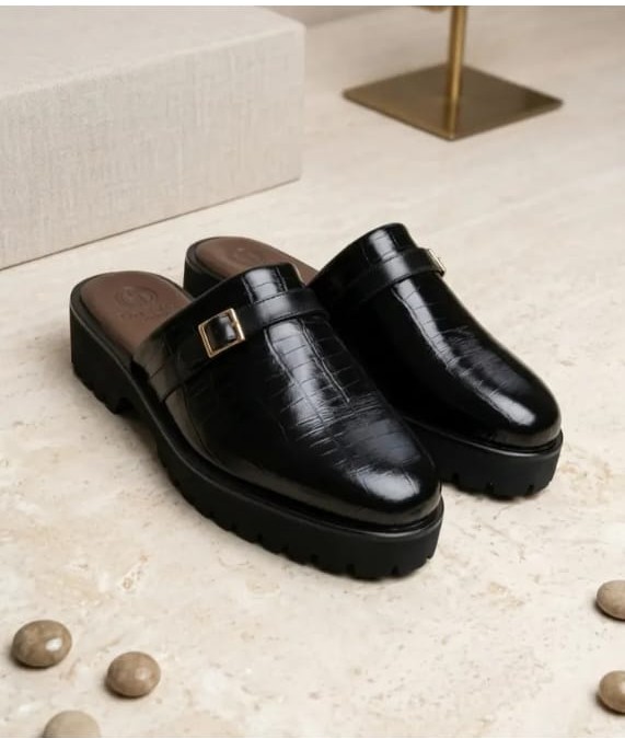 Premium Black Mule